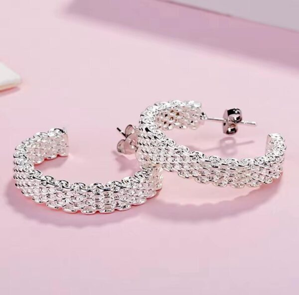Diamond crested earrings - Image 2