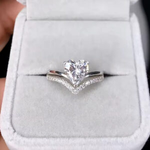 Delicate Silver Color White Zircon Stones Heart Rings for Women