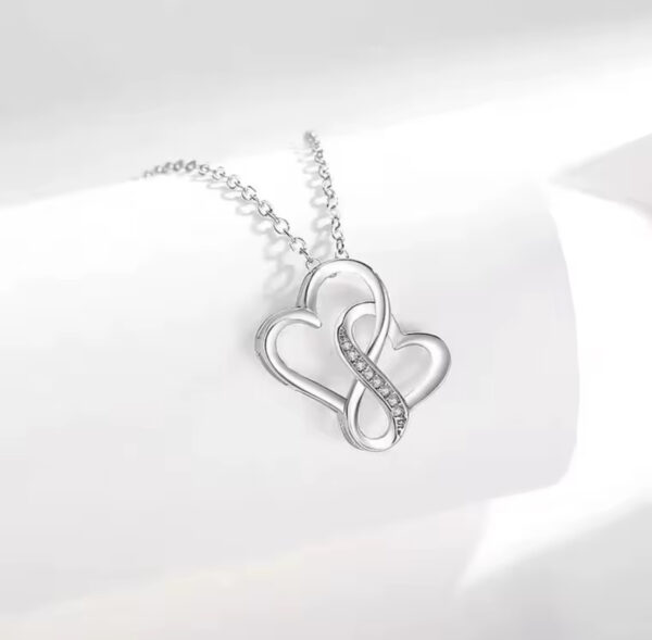 Female Necklace - Image 3