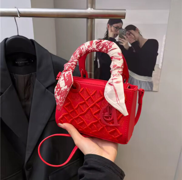 Women New high-end silk scarf embroidered small square bag versatile bag - Image 4
