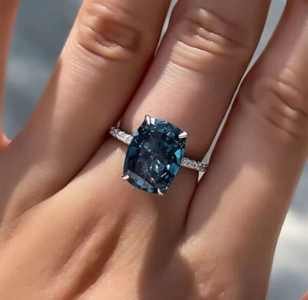 Oval Blue CZ Rings Women Ring
