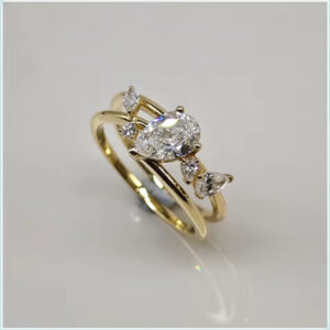 Solid 18K White Gold Diamond Ring