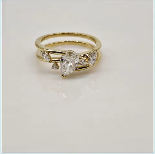 Solid 18K White Gold Diamond Ring - Image 2