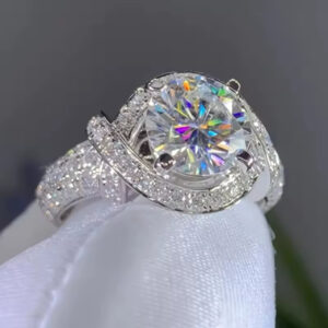 Diamond crested engagement ring