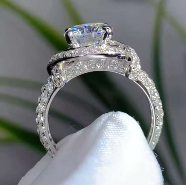 Diamond crested engagement ring - Image 4