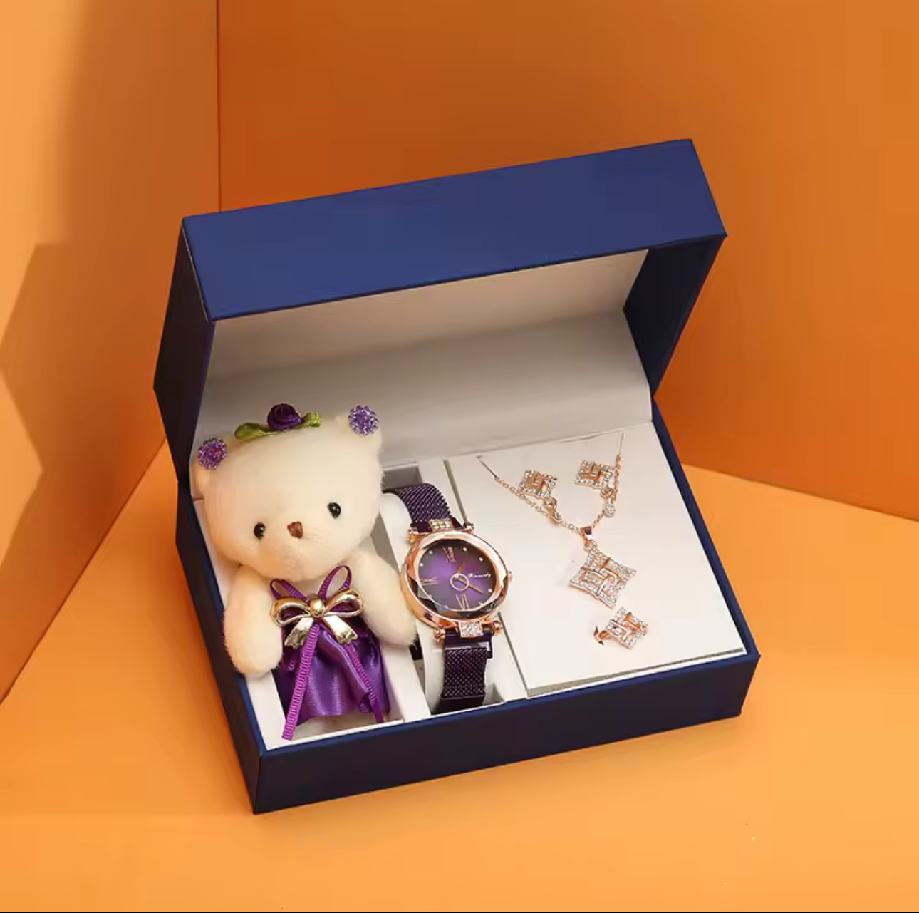 Women jewelry set with teddy bear puppet