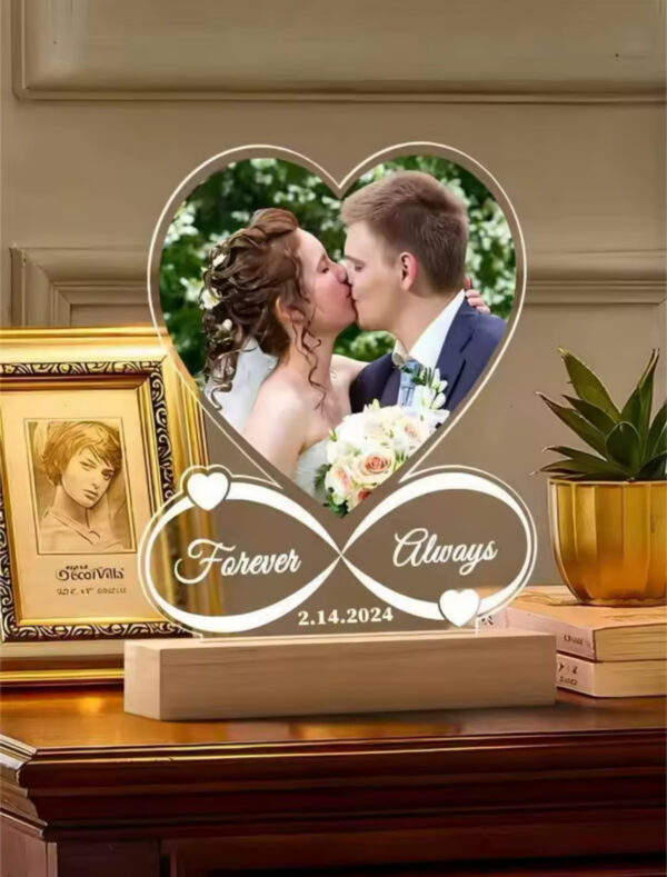 Customized 3D Heart Shaped Lamp with photos and text