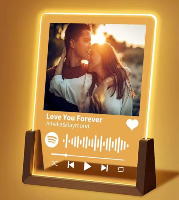 Romantic Couple Custom Night Lamp with Wooden Base