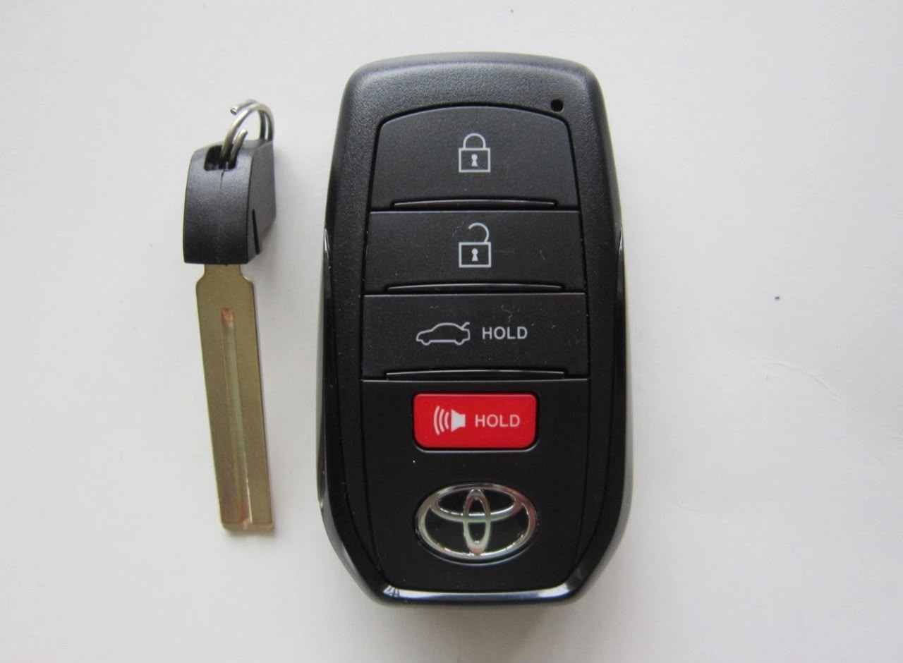 2025 Toyota Camry Hybrid Car Key